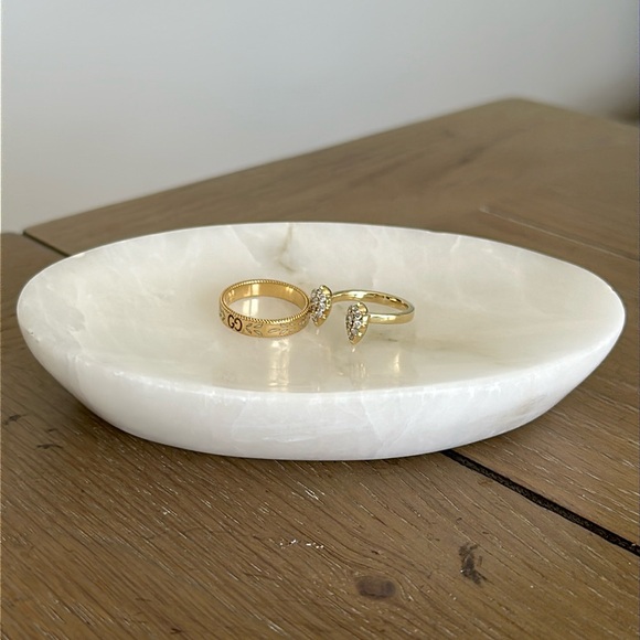 Genuine white alabaster marble stone soap or ring dish bathroom vanity - Picture 1 of 8